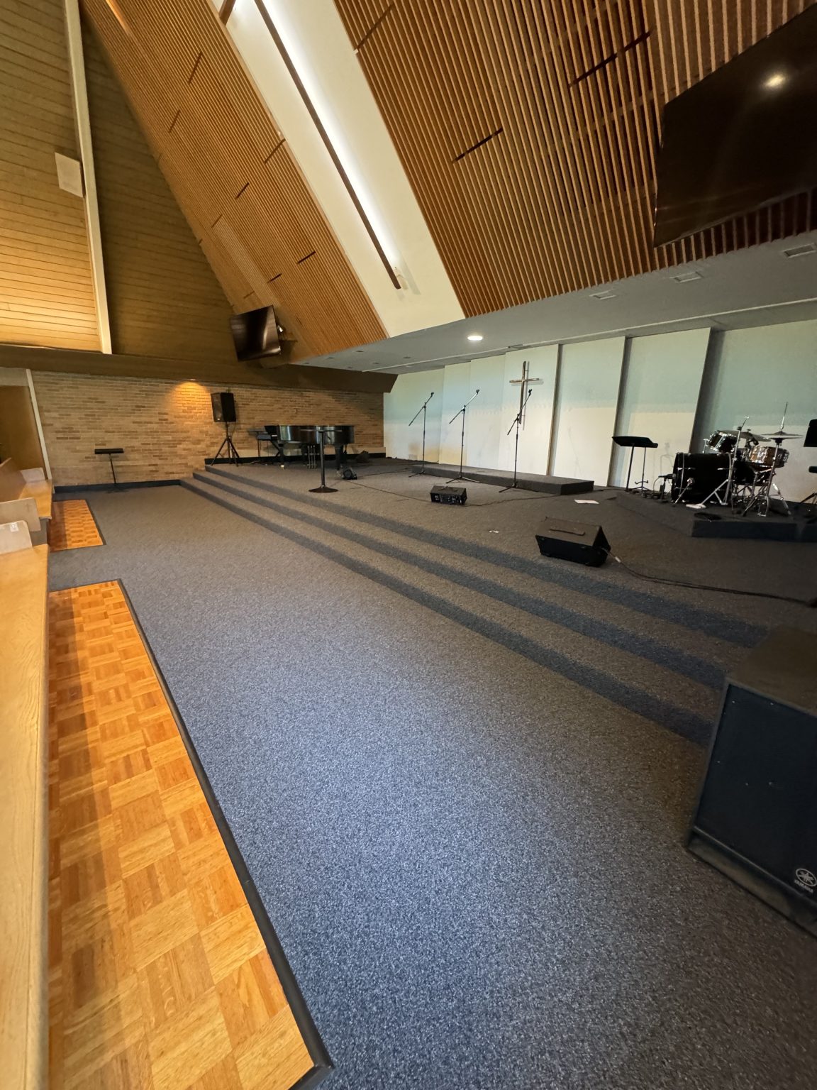 church-sanctuary-carpet-installation-stage-view