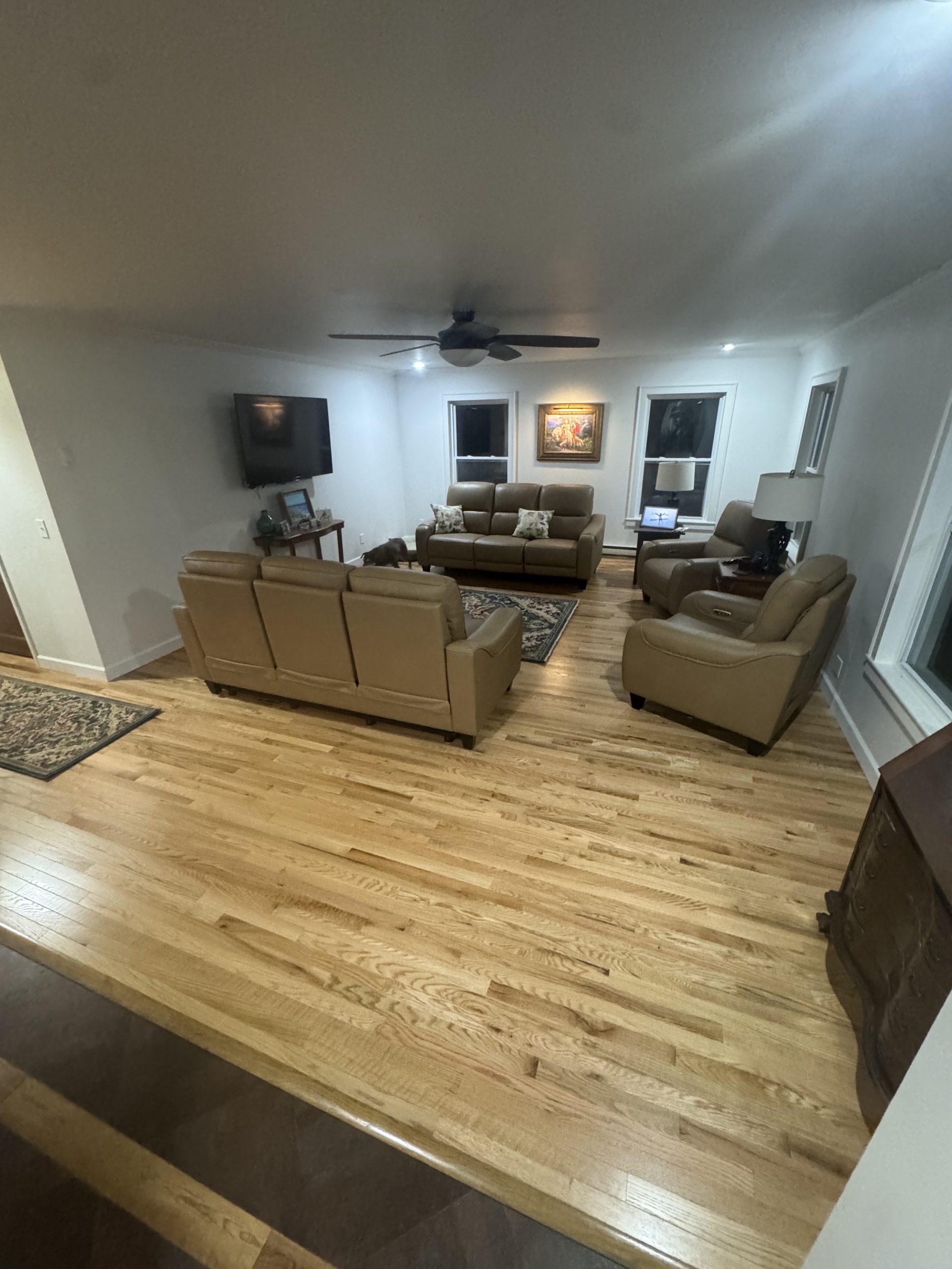 living-room-hardwood-flooring-installation