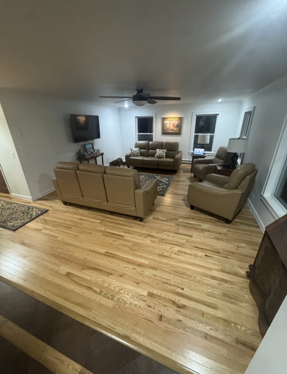 living-room-hardwood-flooring-installation