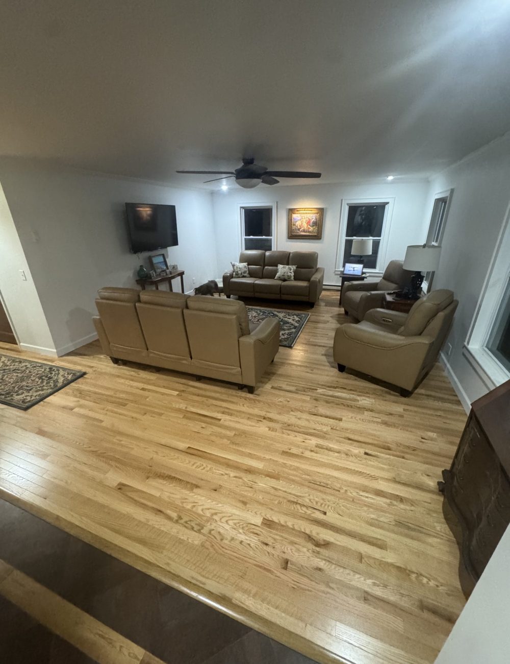 living-room-hardwood-flooring-installation
